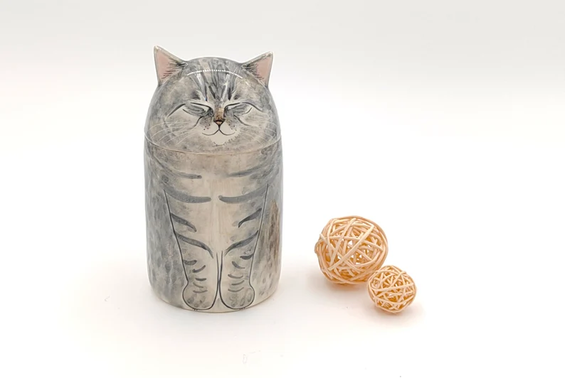 Personalized Cat Urn with Semi-spherical cover